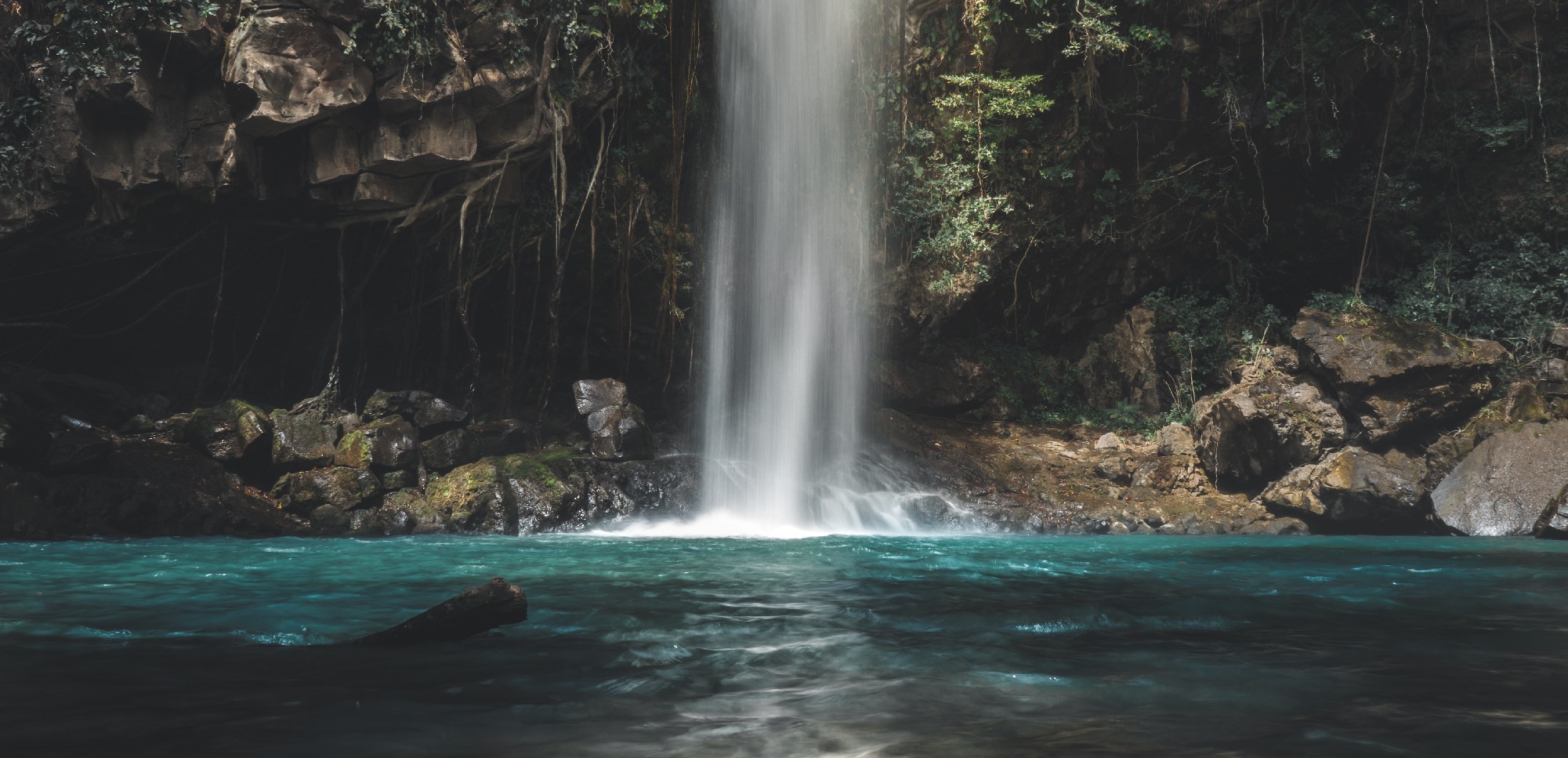 costarica-waterfall